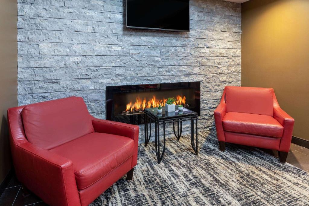 Microtel Inn & Suites by Wyndham - Timmins photo 4