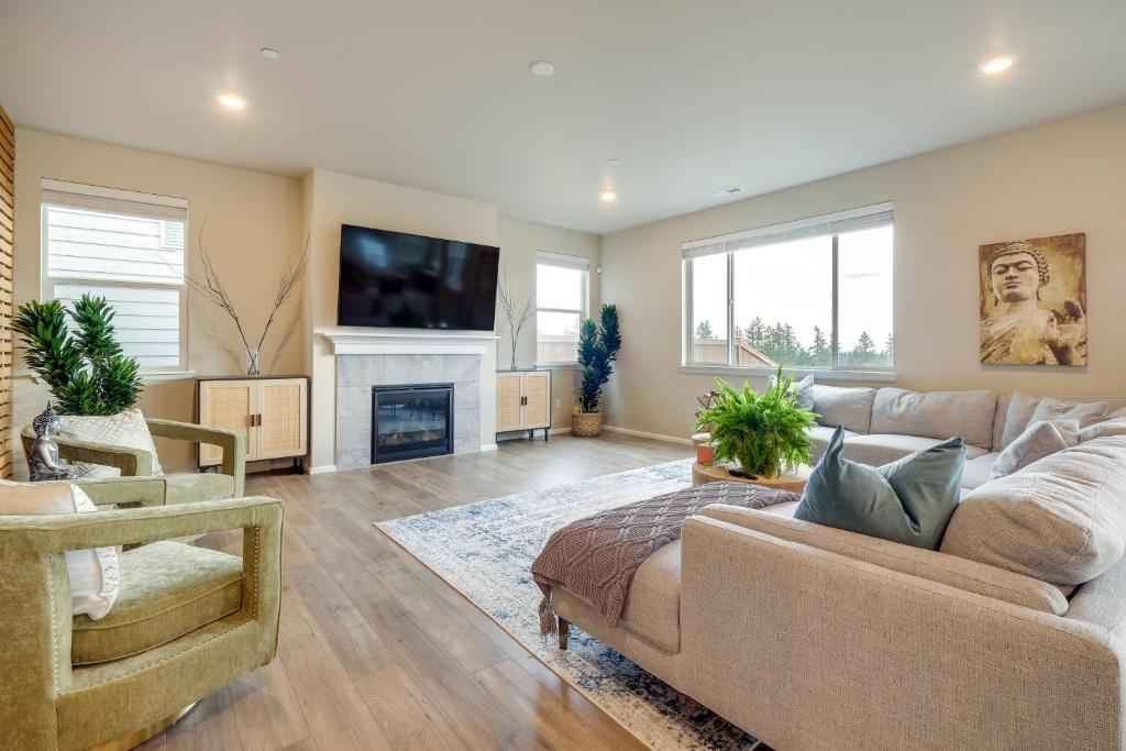 Bremerton Vacation Rental with Grill and Fire Pit photo 3