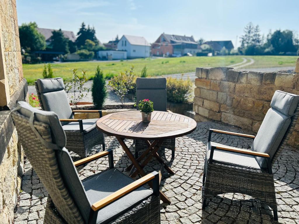 Schlosspark Apartment I 80qm I 3 Betten I bei Pirna photo 3
