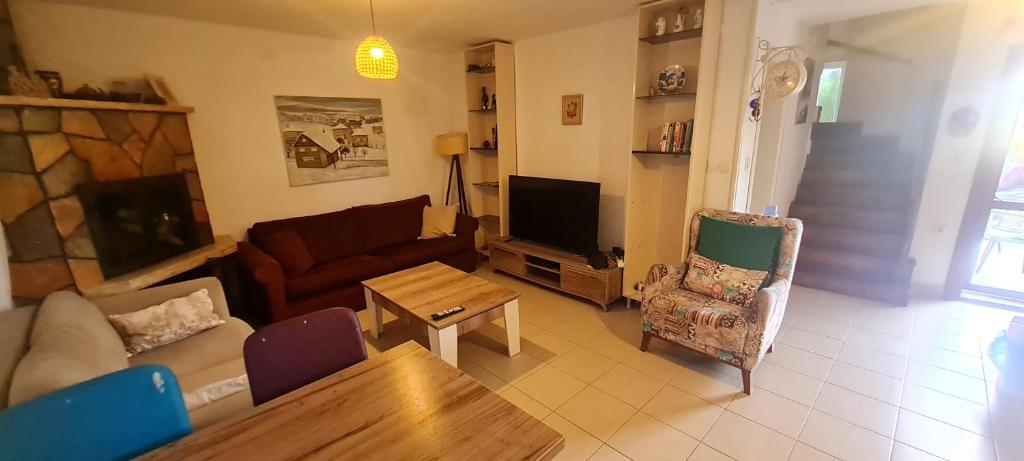Triblex Villa I Private Beach I Walking Distance to the Sea 300 meters photo 4