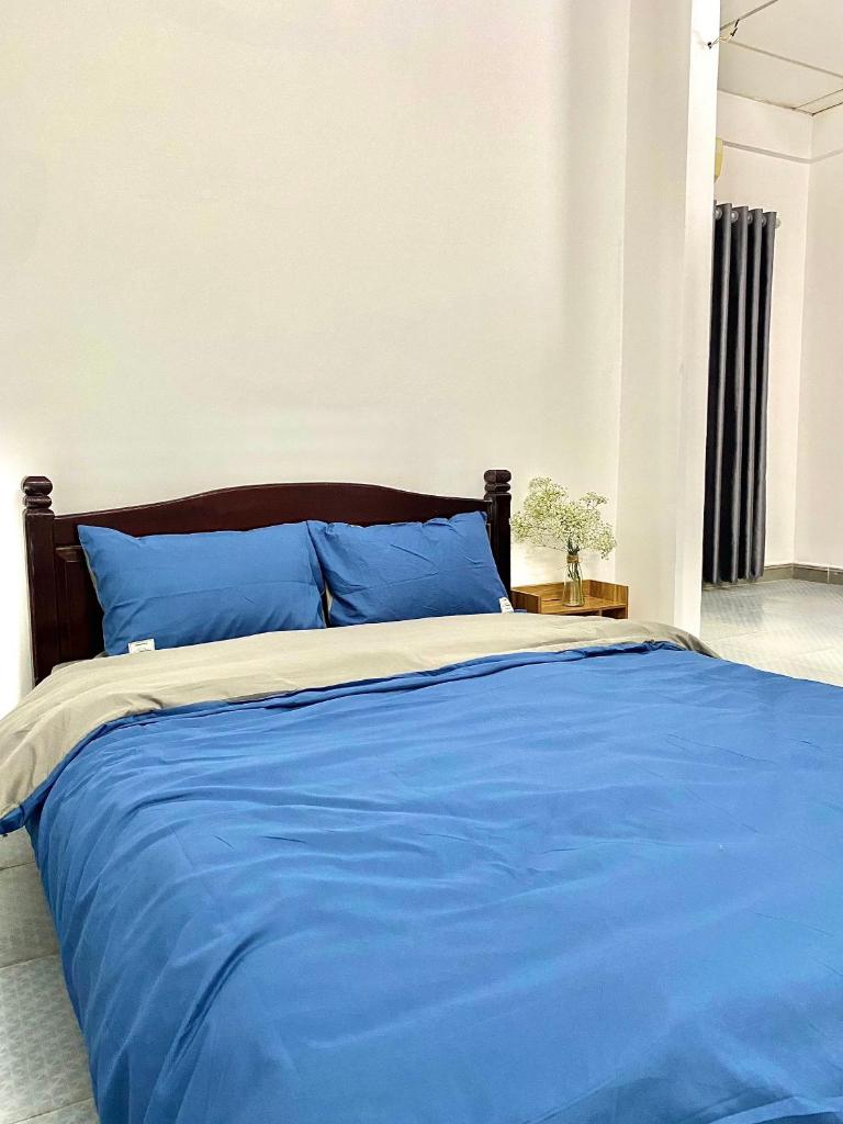 Shine Riverside Homestay