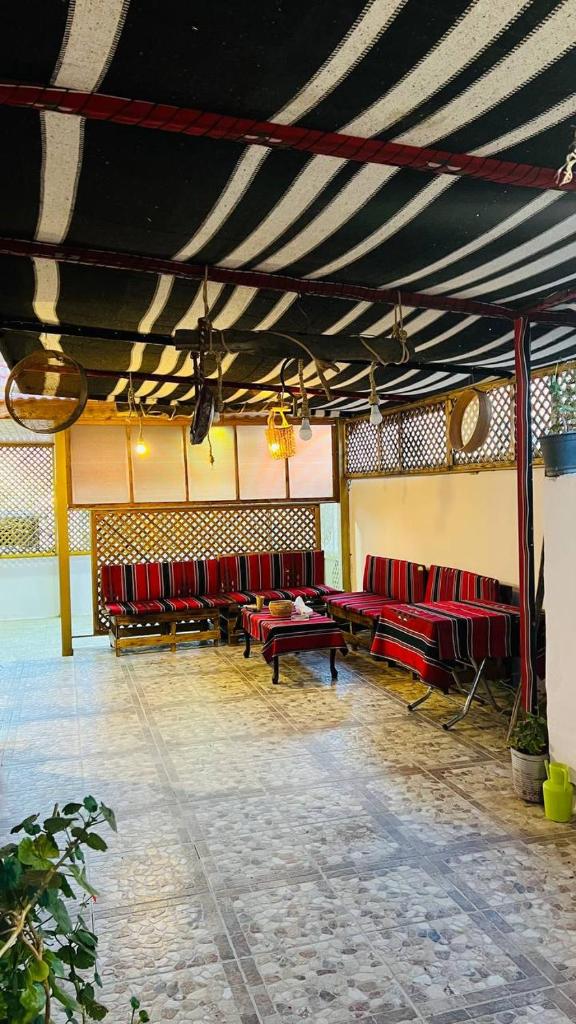 Petra Glamour Hostel photo 2