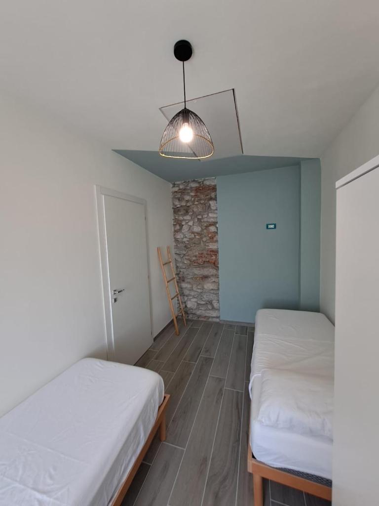 Stone House photo 4
