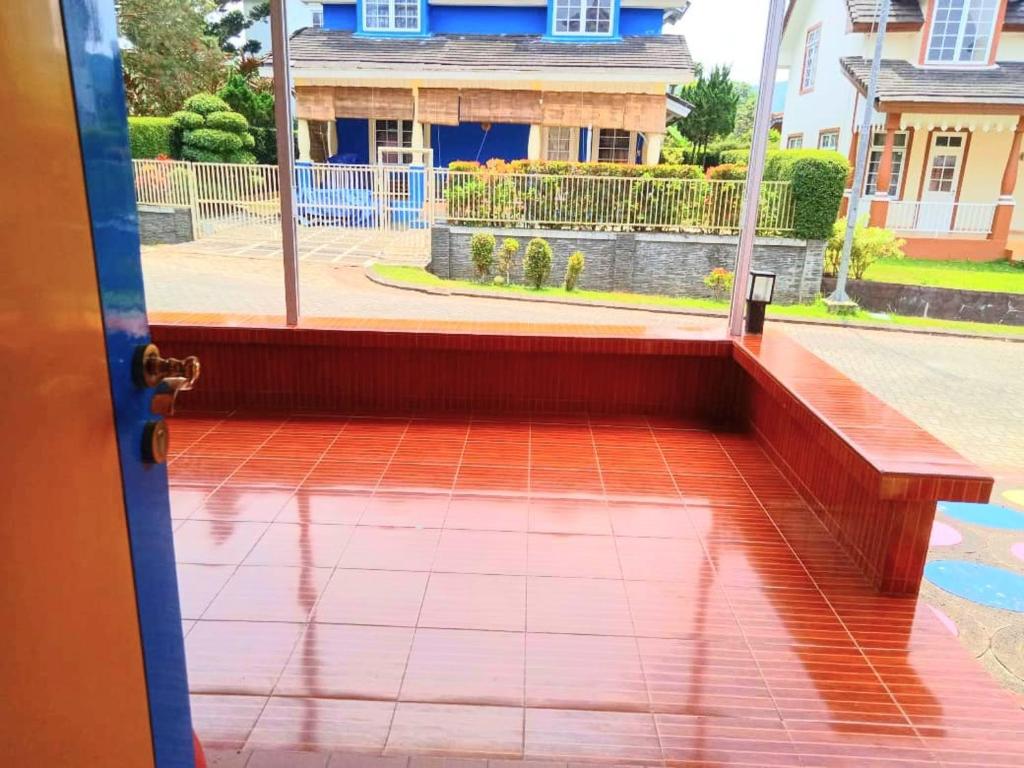 Villa Hello Kitty Kota Bunga Puncak photo 4