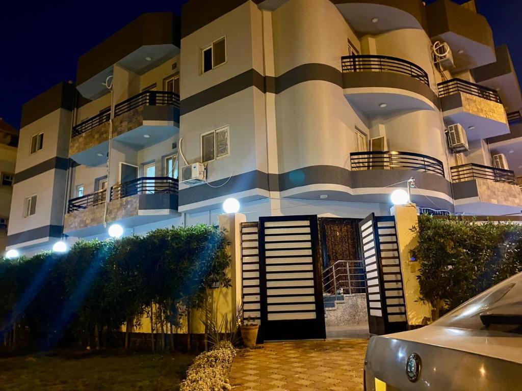 Modern Apartment 3 room in Sheikh Zayed N5 الشيخ زايد photo 1