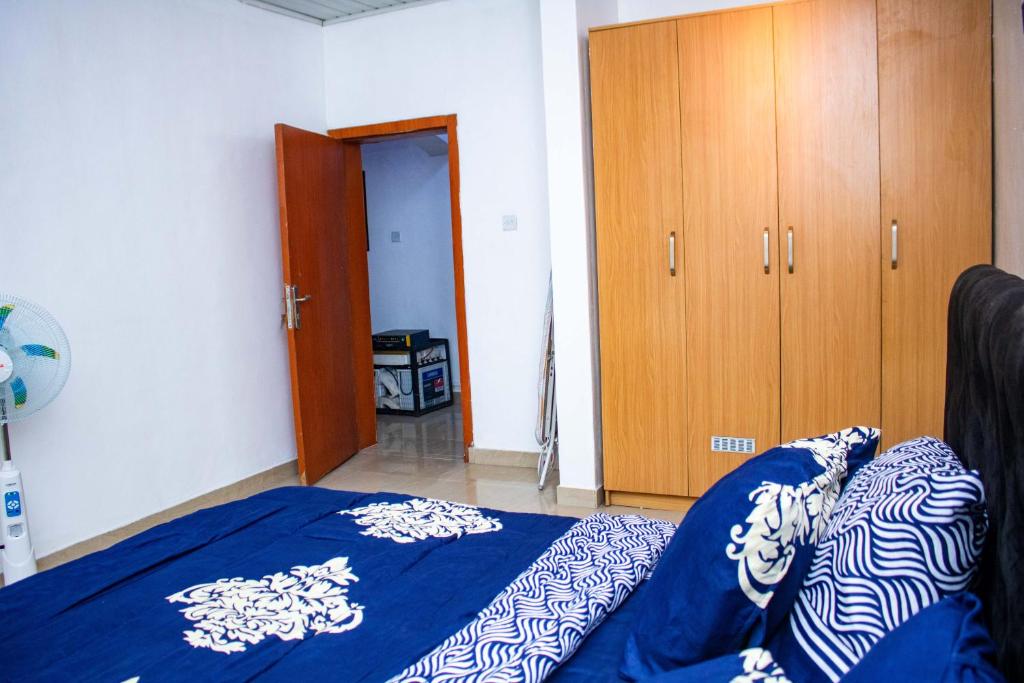 Lovely One Bedroom Flat around Ogba, Ikeja photo 4