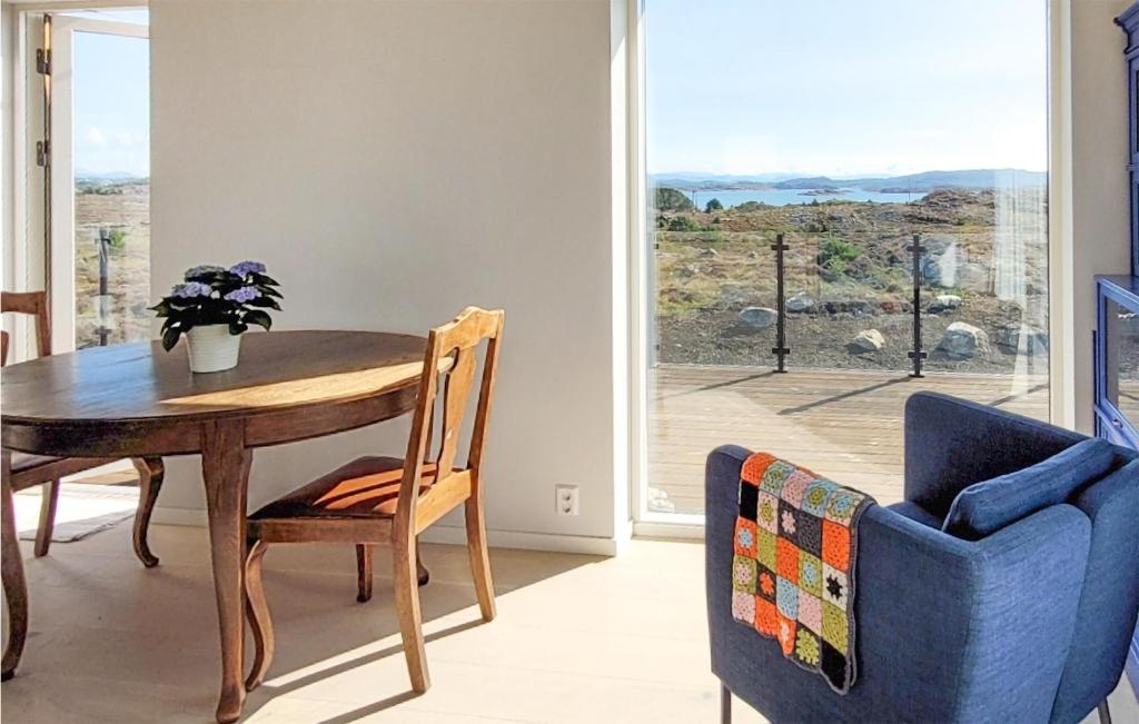 Beautiful Home In Bremnes With Wifi photo 2