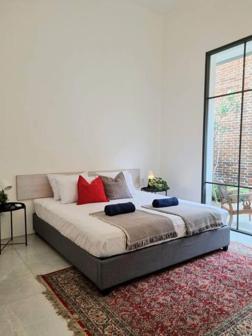 Modern Brickhouse photo 4