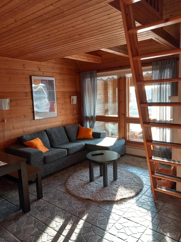 Himos, KOIVULA 25, center area photo 2