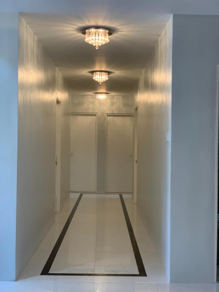 Luxury 4 Bedroom Apartment photo 1