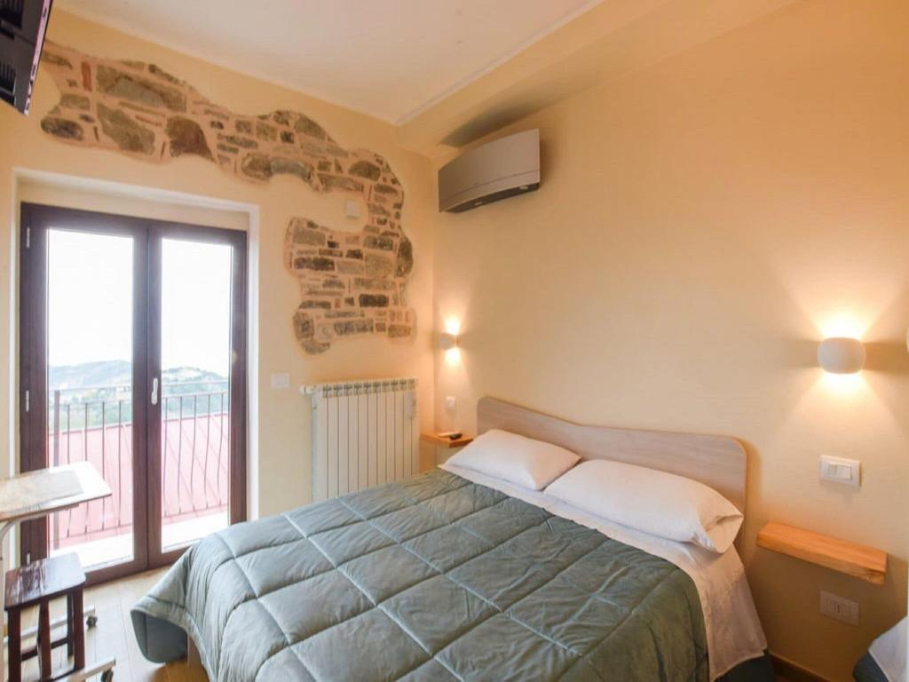 Cosy holiday home in Albidona near centre photo 2