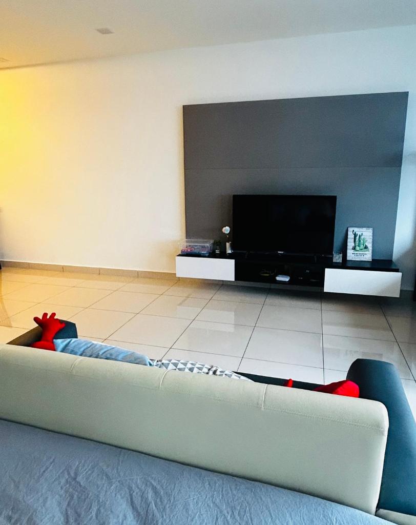 Damen Suite (A) Sunway Subang by DW photo 3