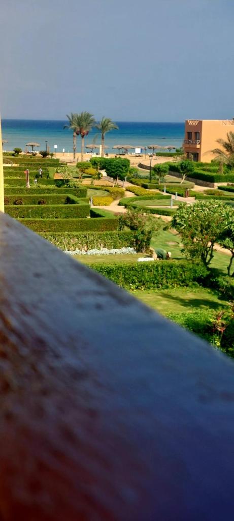 Mountain View 2 Ain Sokhna, Sea & ""HEATED"" Pool View, Penthouse with Roof- Families ONLY photo 3