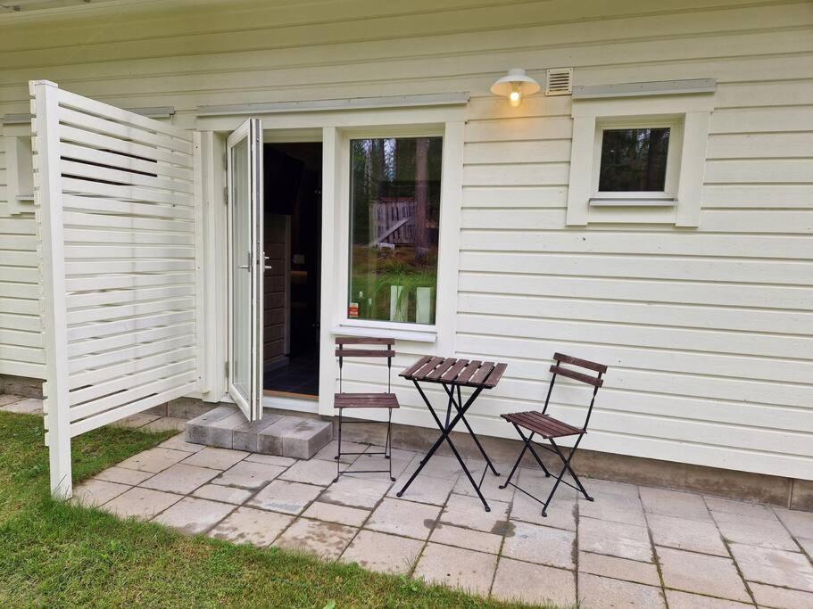 Övernattningsrum i separat gästhus på Sävastön photo 2