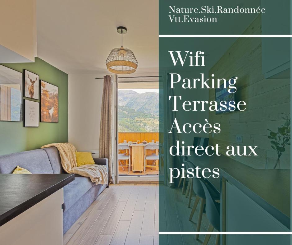 Studio de charme avec vue sur le Val d'Allos, parking et Wifi gratuit