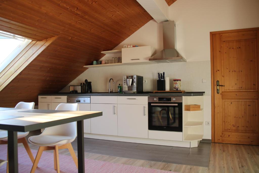 Ferienwohnung - Dachgeschoss Schmuckstück photo 1