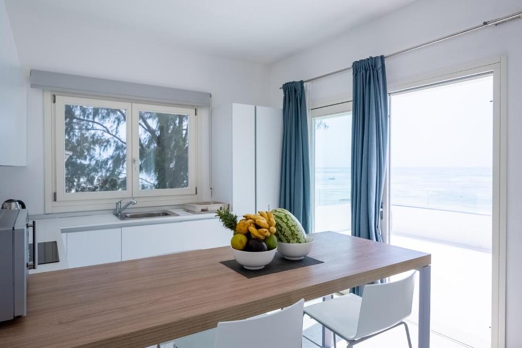 Ocean View Penthouse with Jacuzzi Elias Homes ZanzibarHouses photo 3