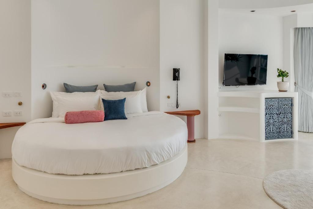 Ampersand Resort photo 1
