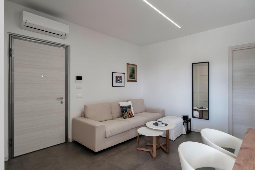 Relax Luxury Sirmio - elegante trilocale con piscina photo 3
