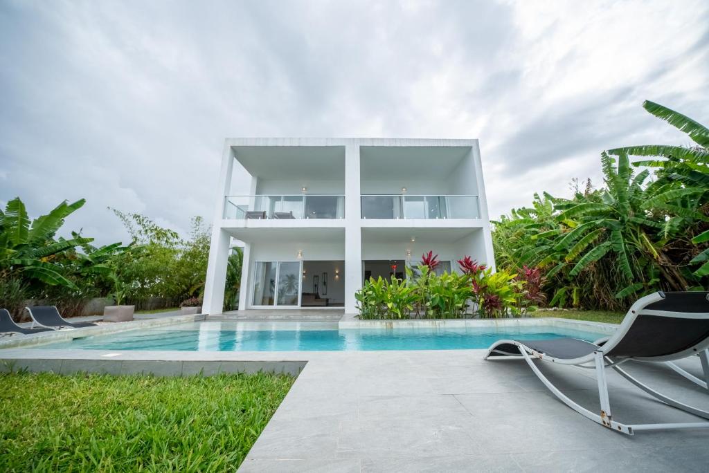 OceanView Villa Manzini with Private Pool ZanzibarHouses photo 2
