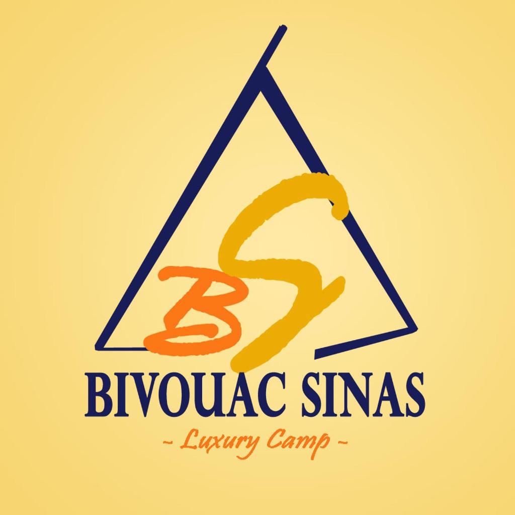 BIVOUAC SINAS photo 1