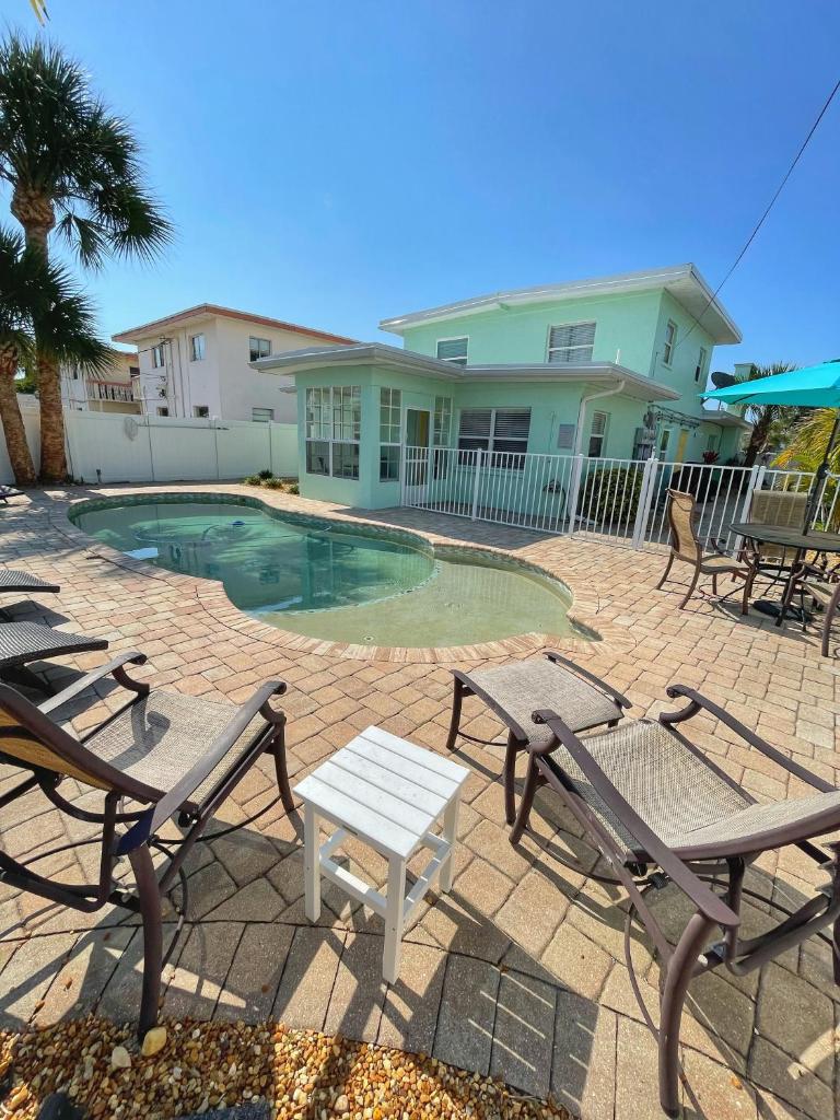 Cozy Canaveral Cottages image