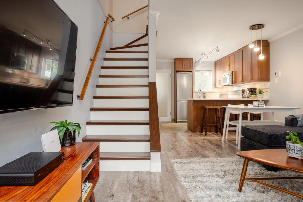Beautiful Multi-Level Townhome 2BR in Creekside by Harmony Whistler photo 1