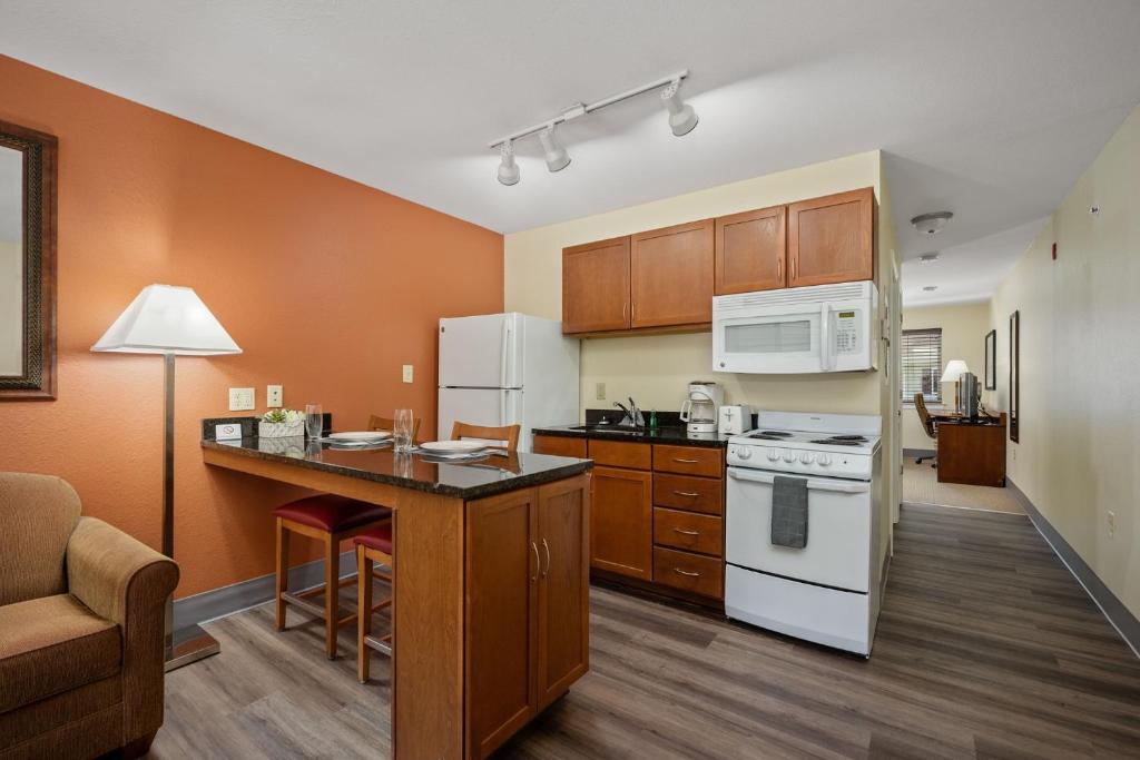 Affordable Suites of America Quantico image