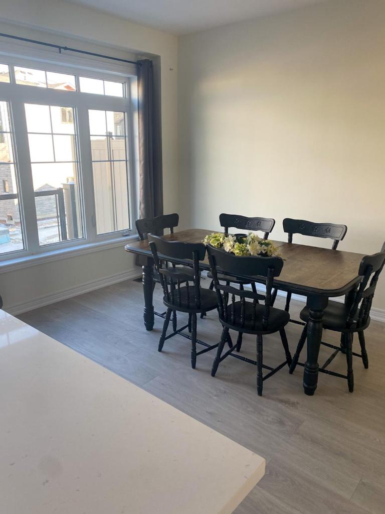 Brand new townhouse photo 4