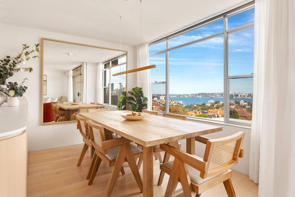 Harbour Bliss - Exquisite Design, Breathtaking Views photo 2