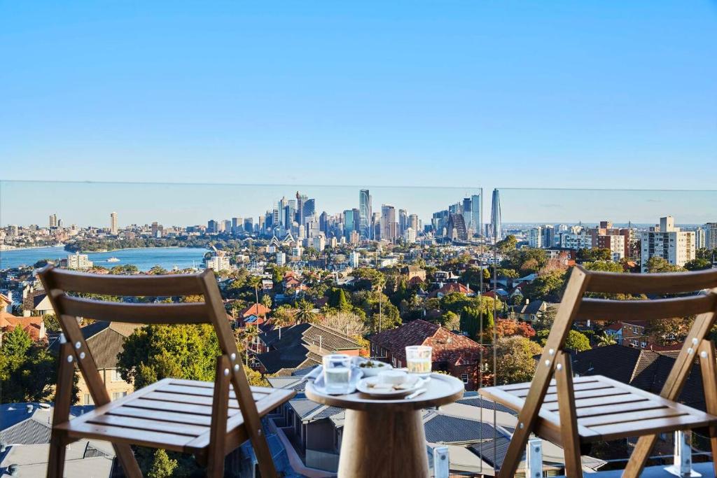 Harbour Bliss - Exquisite Design, Breathtaking Views photo 4