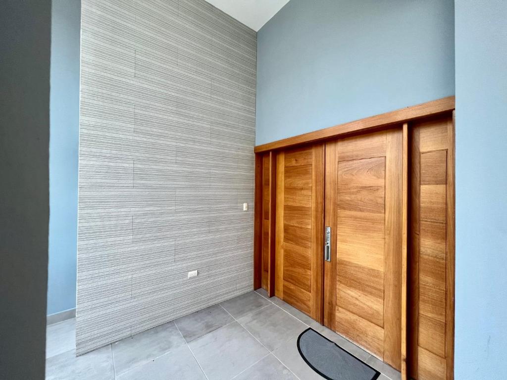 Casa privada - Centro del pueblo. photo 3