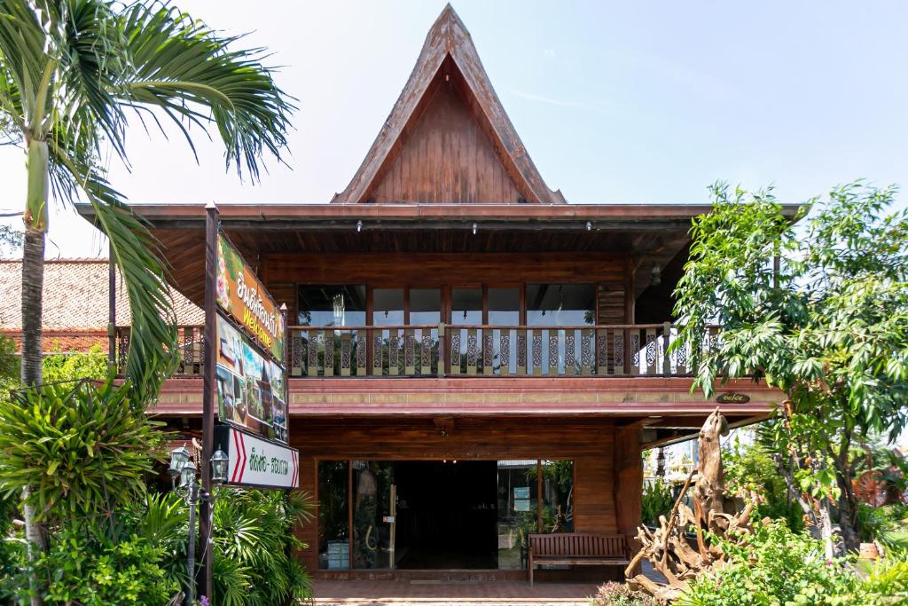 Deeden Pattaya Resort