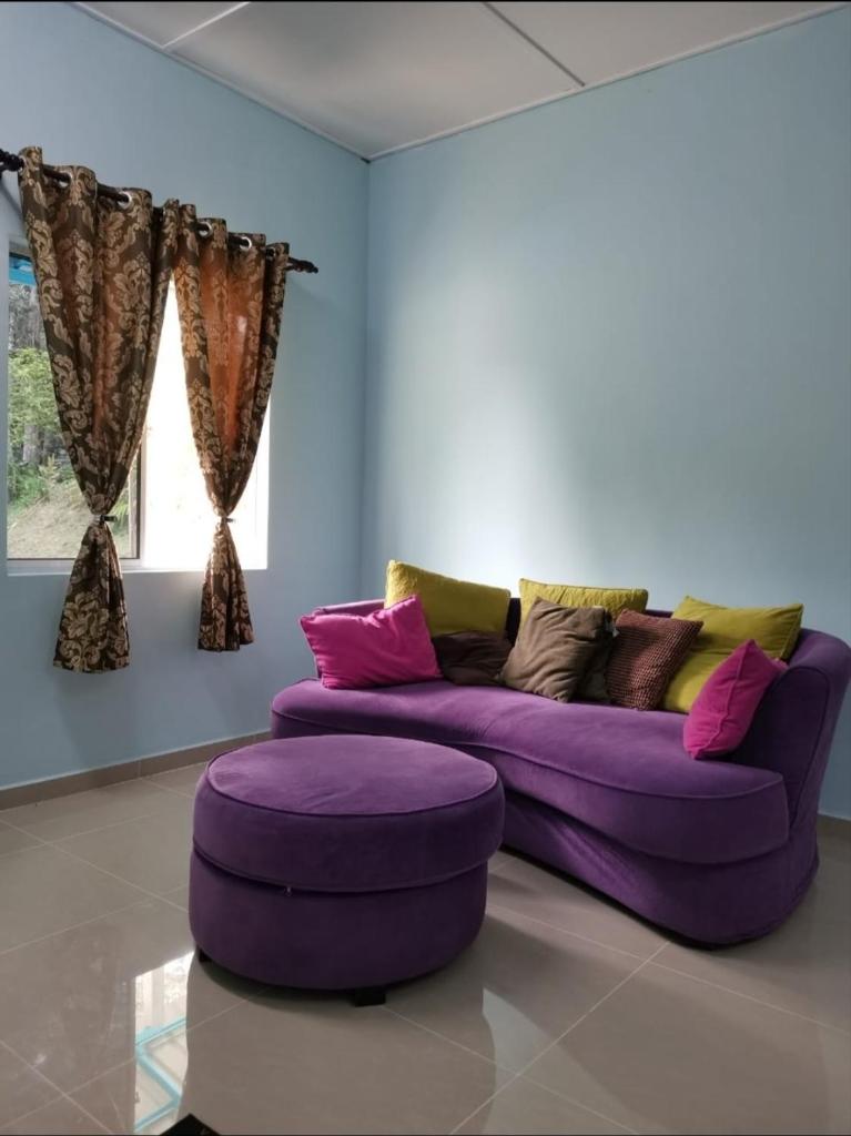 Homestay Chalet At Rumah Merah Jambu