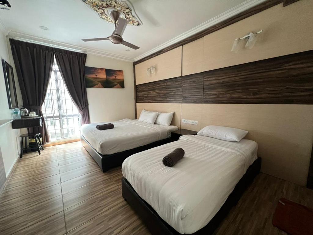 Wan Alyasa Hotel photo 1