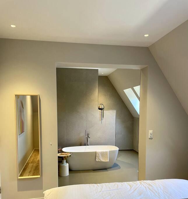 Luxe vakantievilla 'Sieta' op Ameland met wellness photo 1