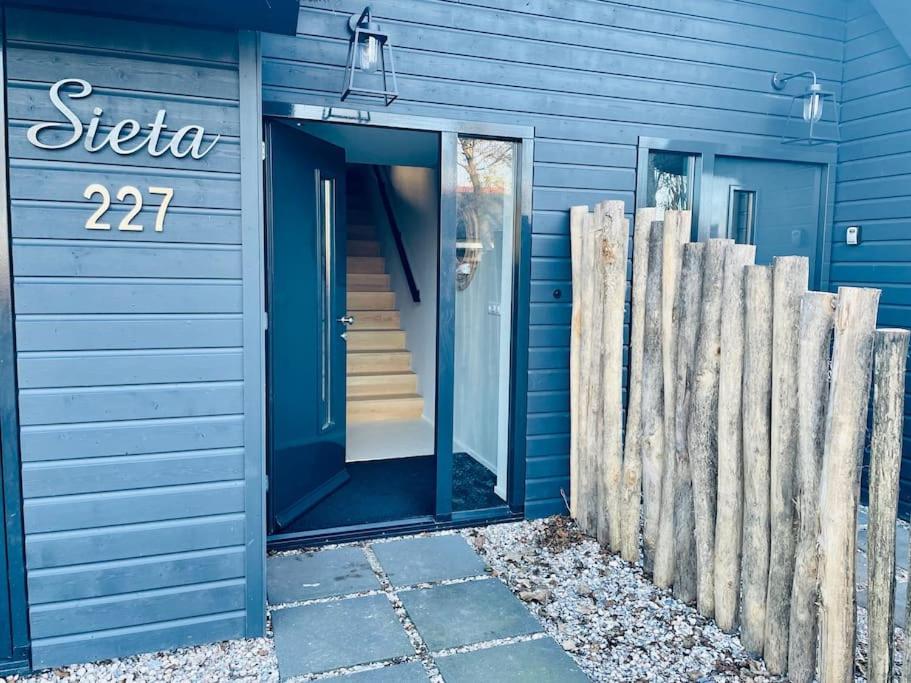 Luxe vakantievilla 'Sieta' op Ameland met wellness photo 2