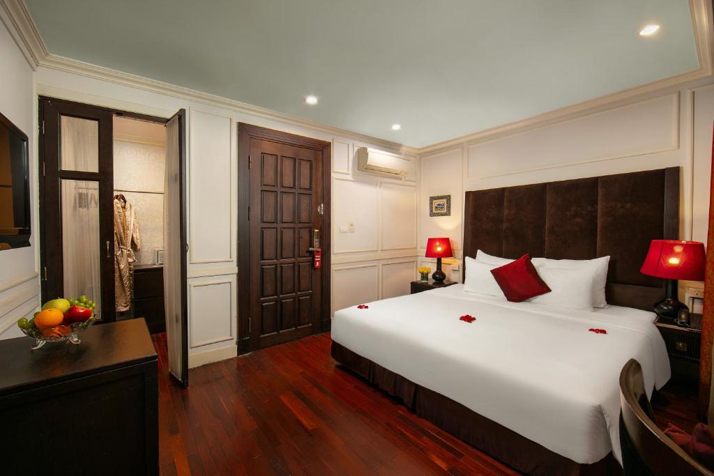 Hanoi Boutique Hotel and Spa - Tap to explore photos