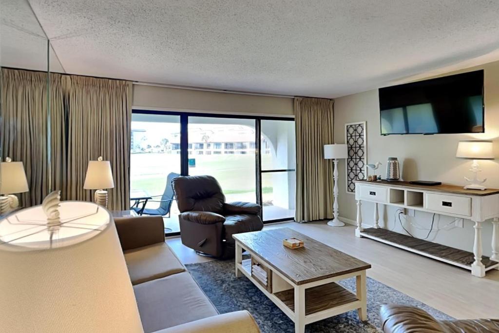 Edgewater Villa 604