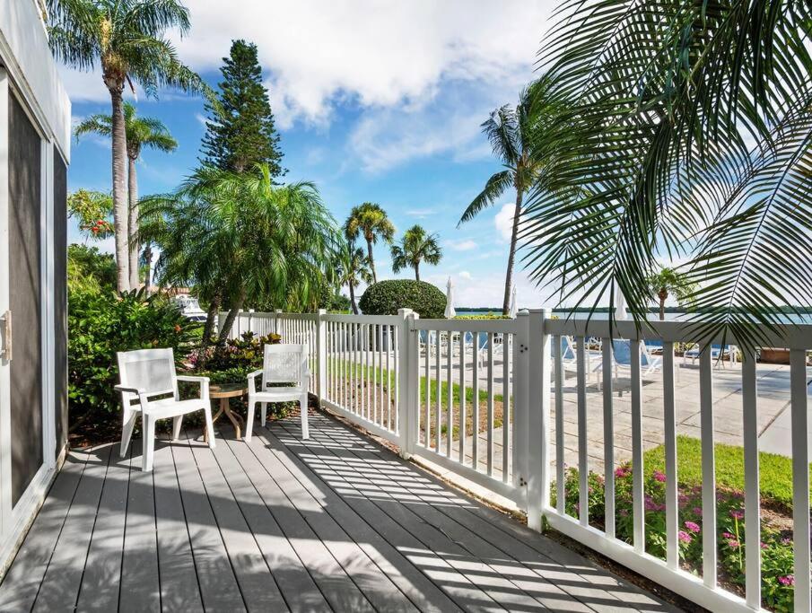 Waterfront, Spa/Pool, Private Paradise On LBK! photo 1