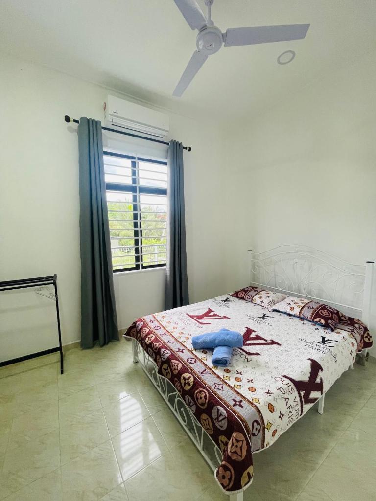 Homestay CikguMa - Netflix & Wifi photo 4