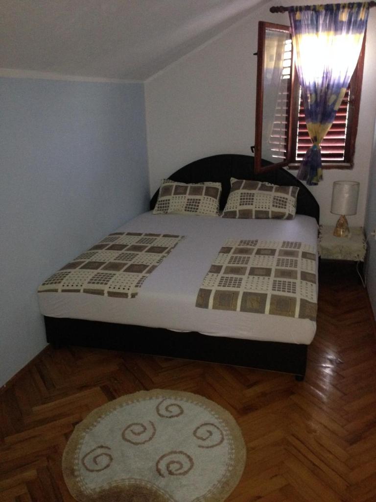 Апартаменты (Апартаменты с 3 спальнями), Apartments Aleksic