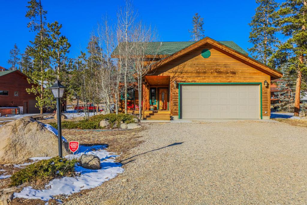 Moose Cabin