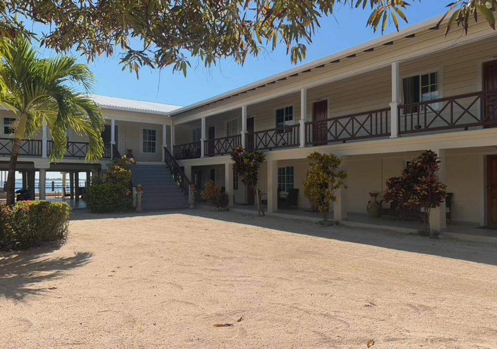 Eastern Harbor Resort photo 1