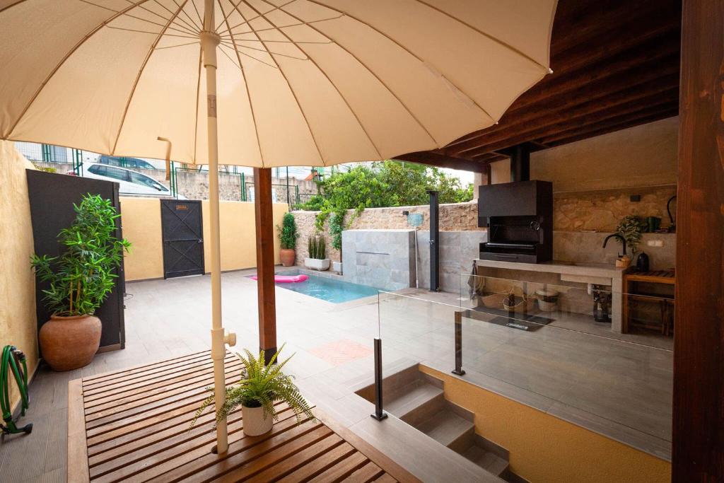Casa Amparo - Alquiler íntegro con encanto en Alicante photo 2
