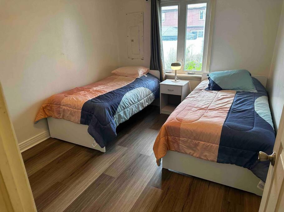 3 Bedroom Near downtown Ottawa photo 2