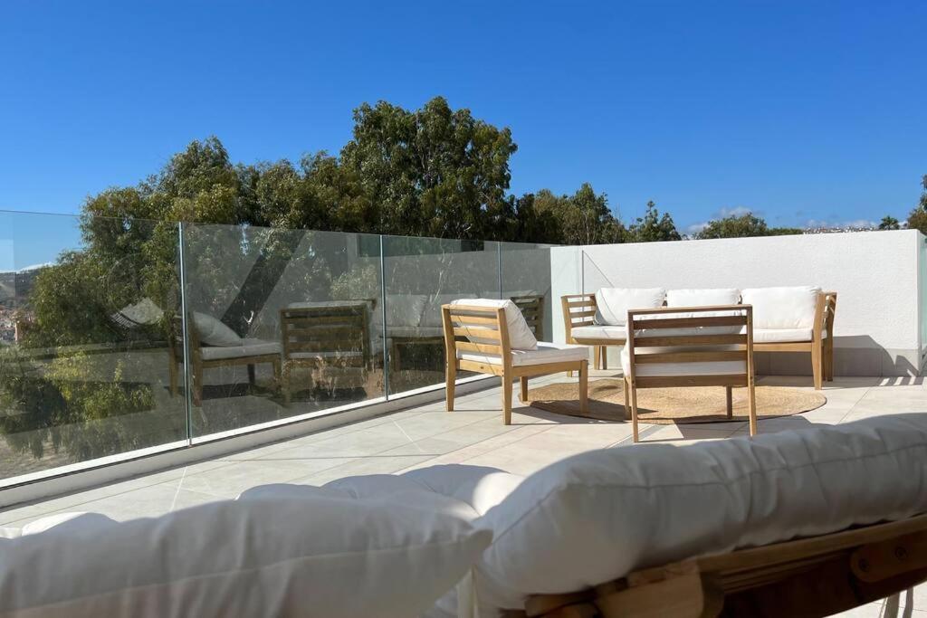 Pure South Penthouse Sea View photo 4
