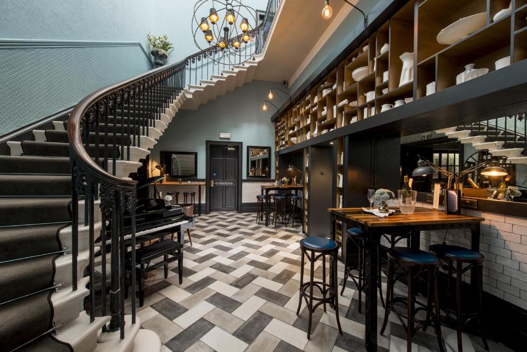 The Churchill Hotel photo 3