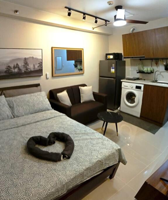 Cozy Studio Apartment (Rm. 720), Cebu City