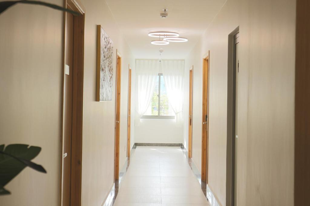 Lanura Apartments and Hotel